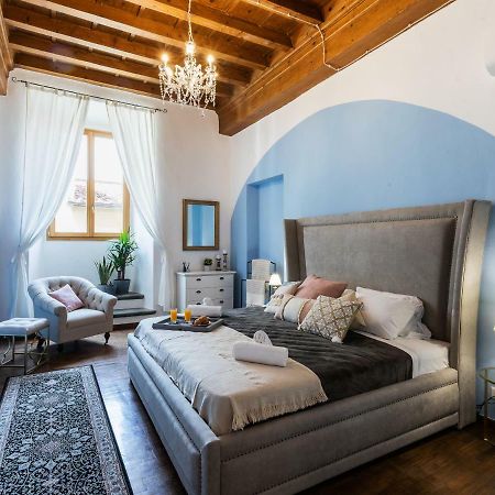 Historic Center Palace - Huge 4 Bedrooms Santa Croce Apartment - By LikehomeFirenze Eksteriør billede