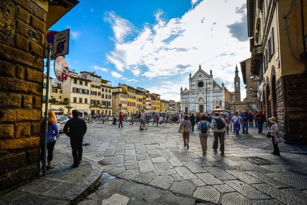 Historic Center Palace - Huge 4 Bedrooms Santa Croce Apartment - By LikehomeFirenze Eksteriør billede