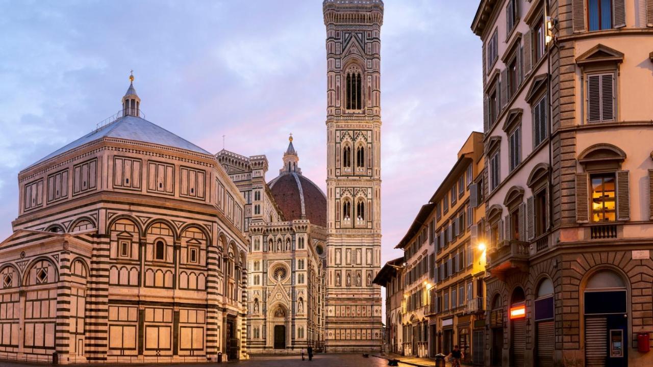 Historic Center Palace - Huge 4 Bedrooms Santa Croce Apartment - By LikehomeFirenze Eksteriør billede