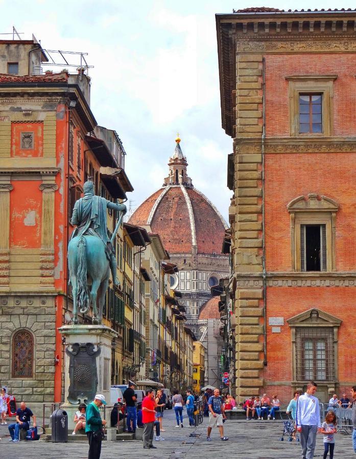 Historic Center Palace - Huge 4 Bedrooms Santa Croce Apartment - By LikehomeFirenze Eksteriør billede