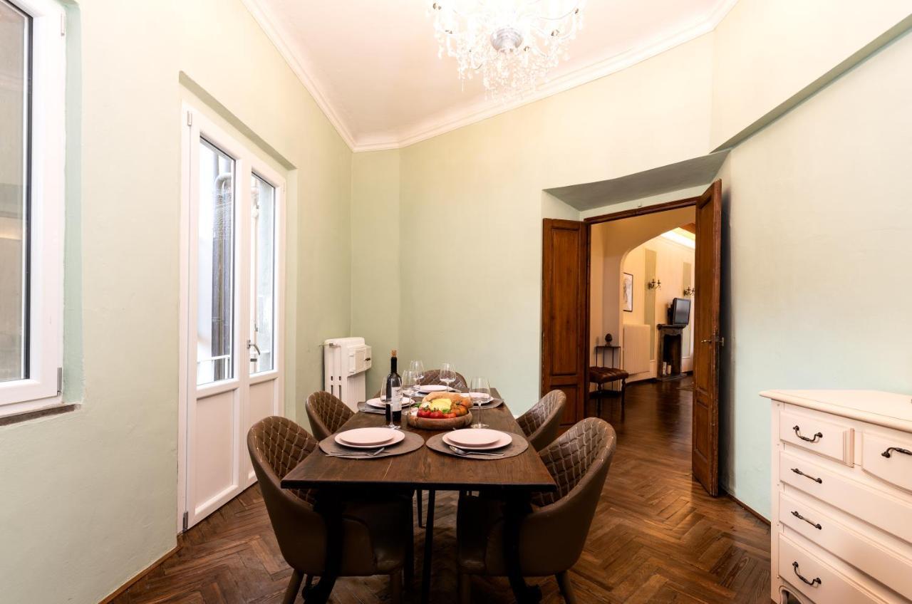 Historic Center Palace - Huge 4 Bedrooms Santa Croce Apartment - By LikehomeFirenze Eksteriør billede